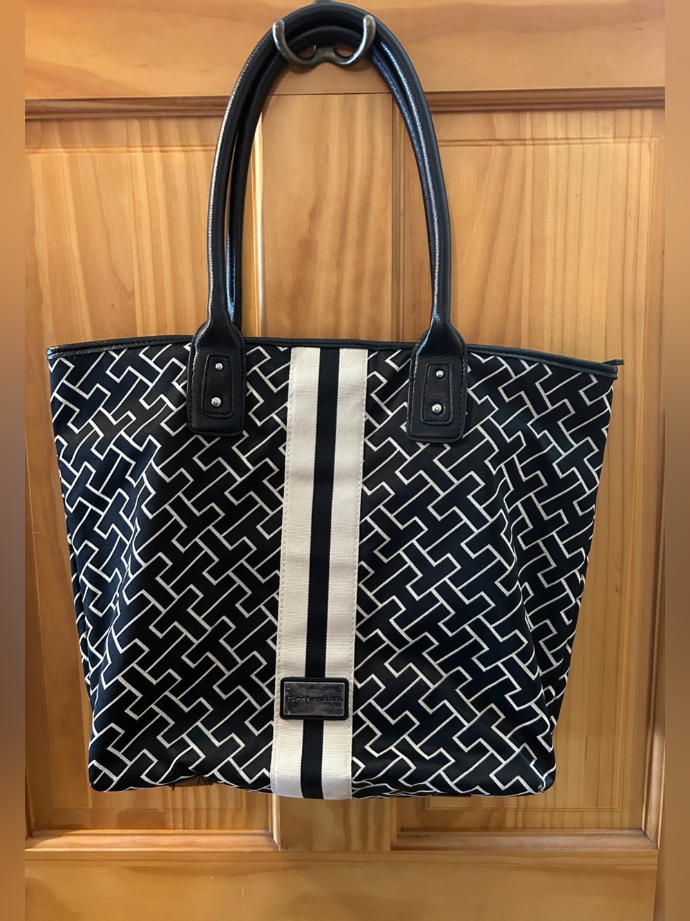 Tommy Hilfiger Purse Black Beige Canvas Fabric Handbag Tote Faux Leather Trim